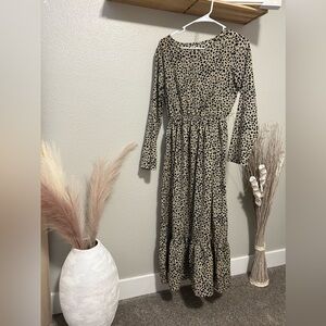 Brown and black polkadot print